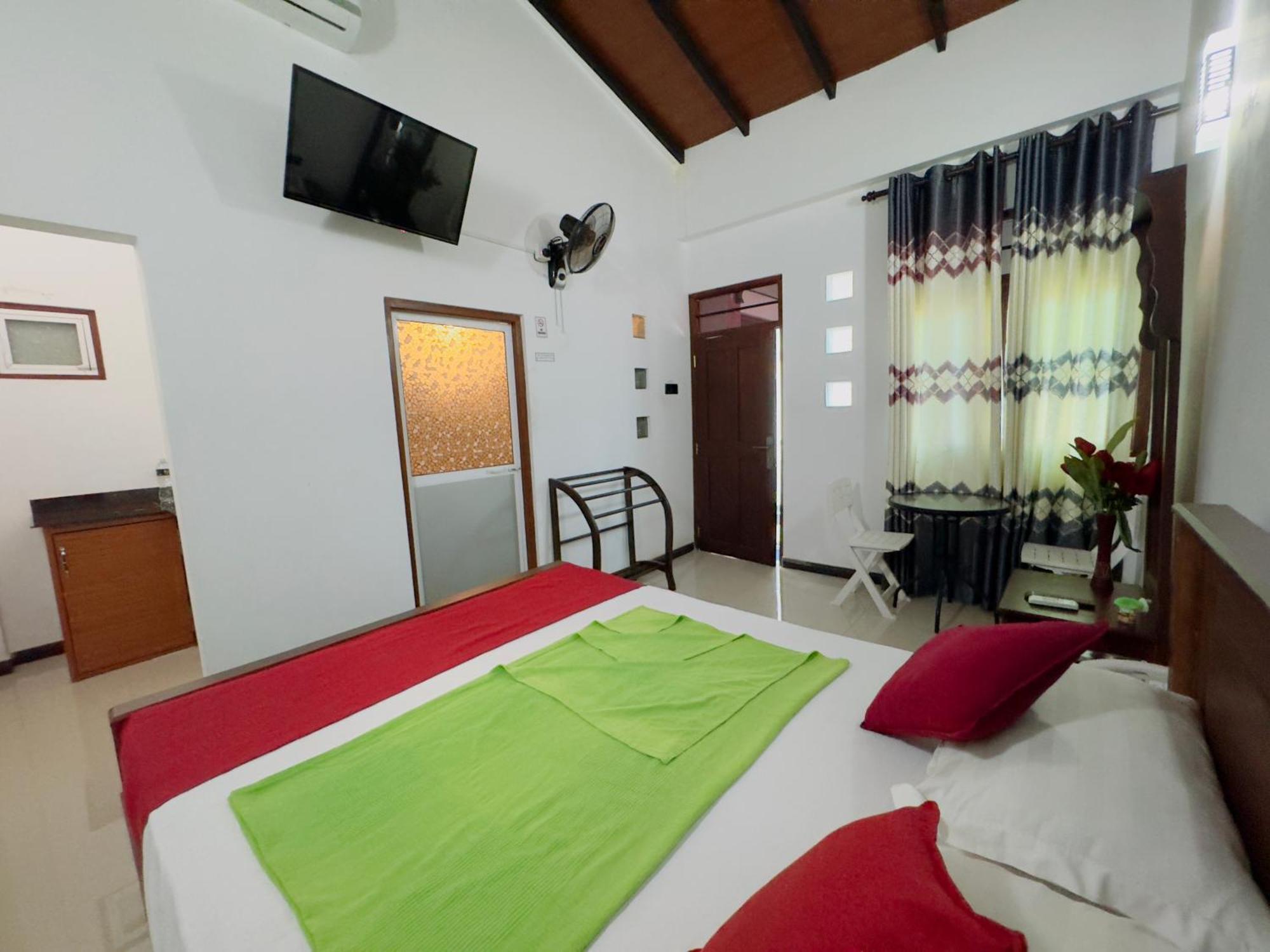 Airport J Dream Resort Dewamottawa Экстерьер фото